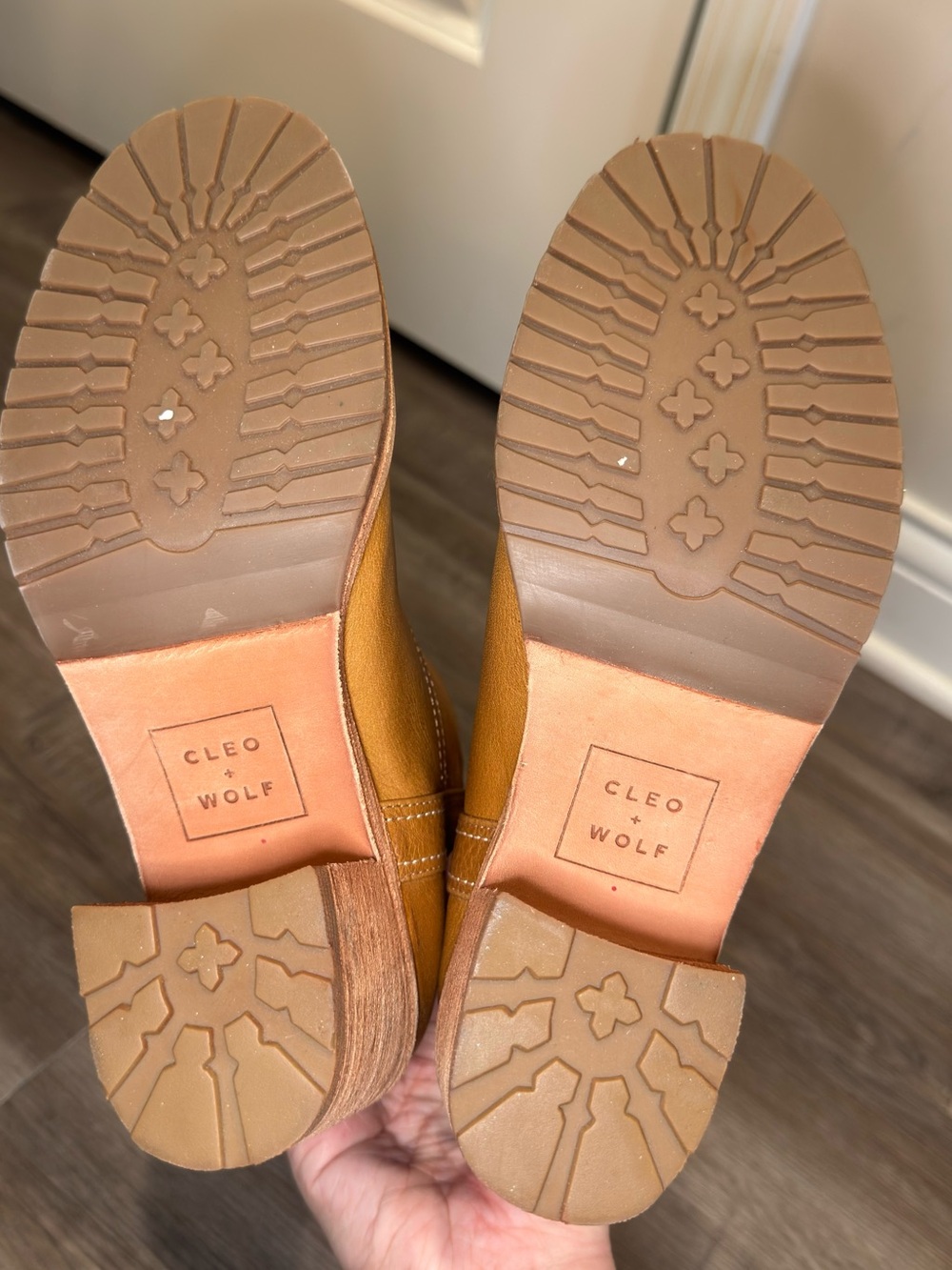 Cleo + Wolf Scout Fashion Tan Leather Round Toe Heeled Boots - Picture 11 of 11